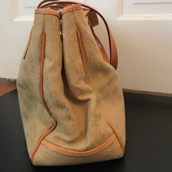 Dooney & Bourke bag - Picture 4 of 8